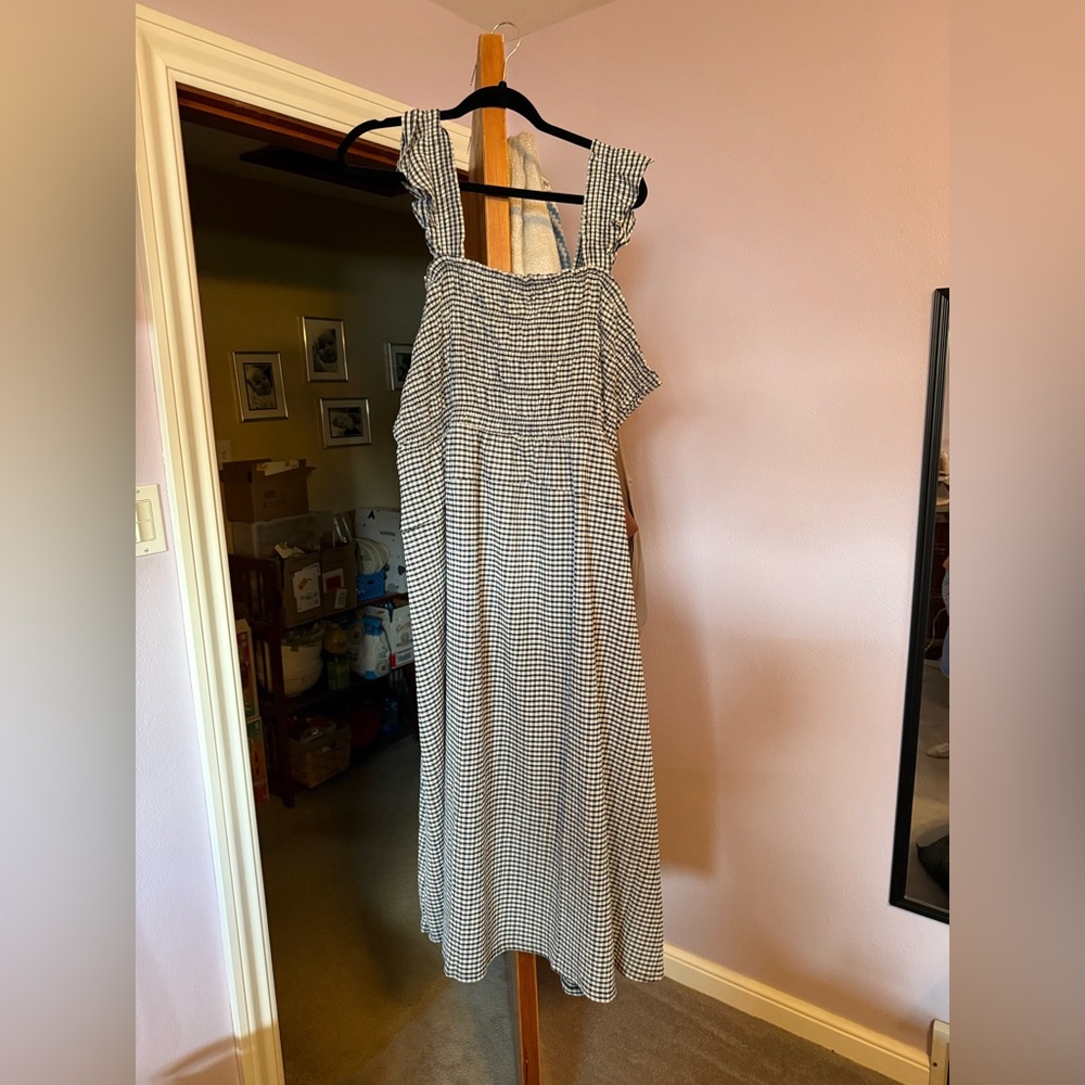 Old Navy Black and White Gingham Midi Dress